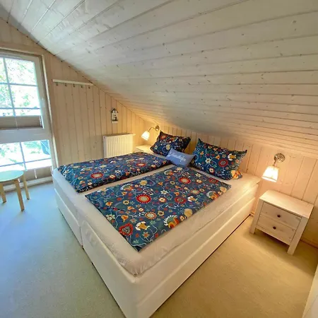 Strandhaus Ostseewelle Mit Terrasse *
