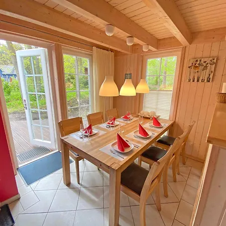 Strandhaus Ostseewelle Mit Terrasse